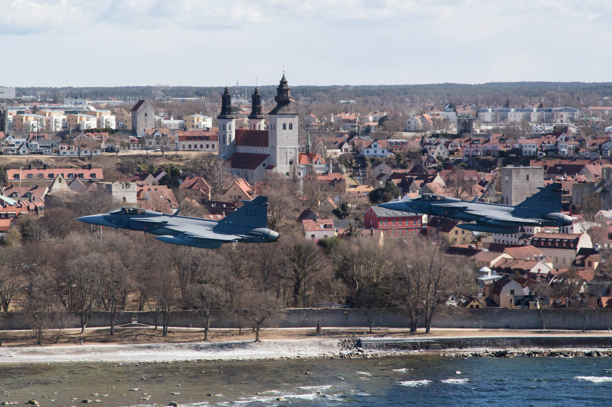 Aviation Photography low level flying