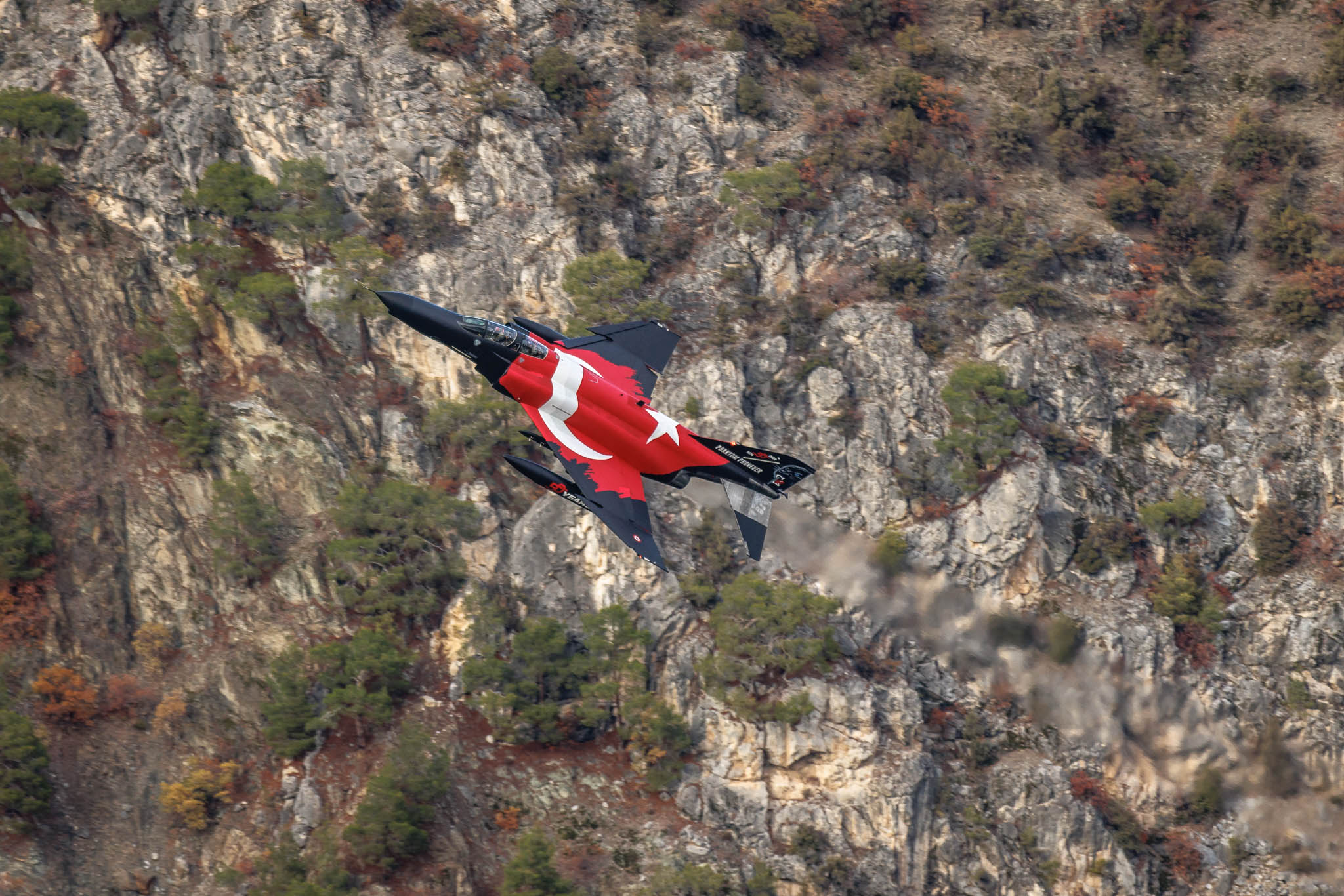 Aviation Photography low level flying