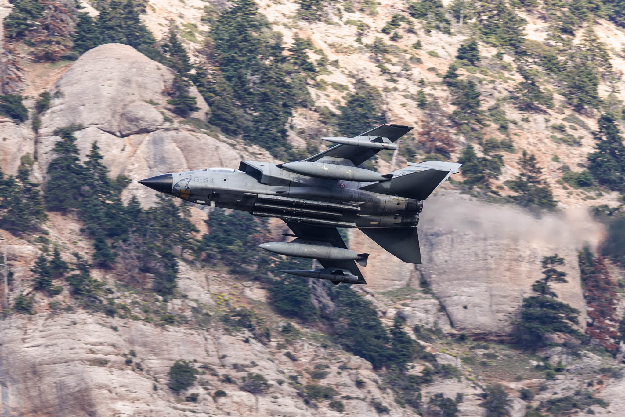 Aviation Photography low level flying