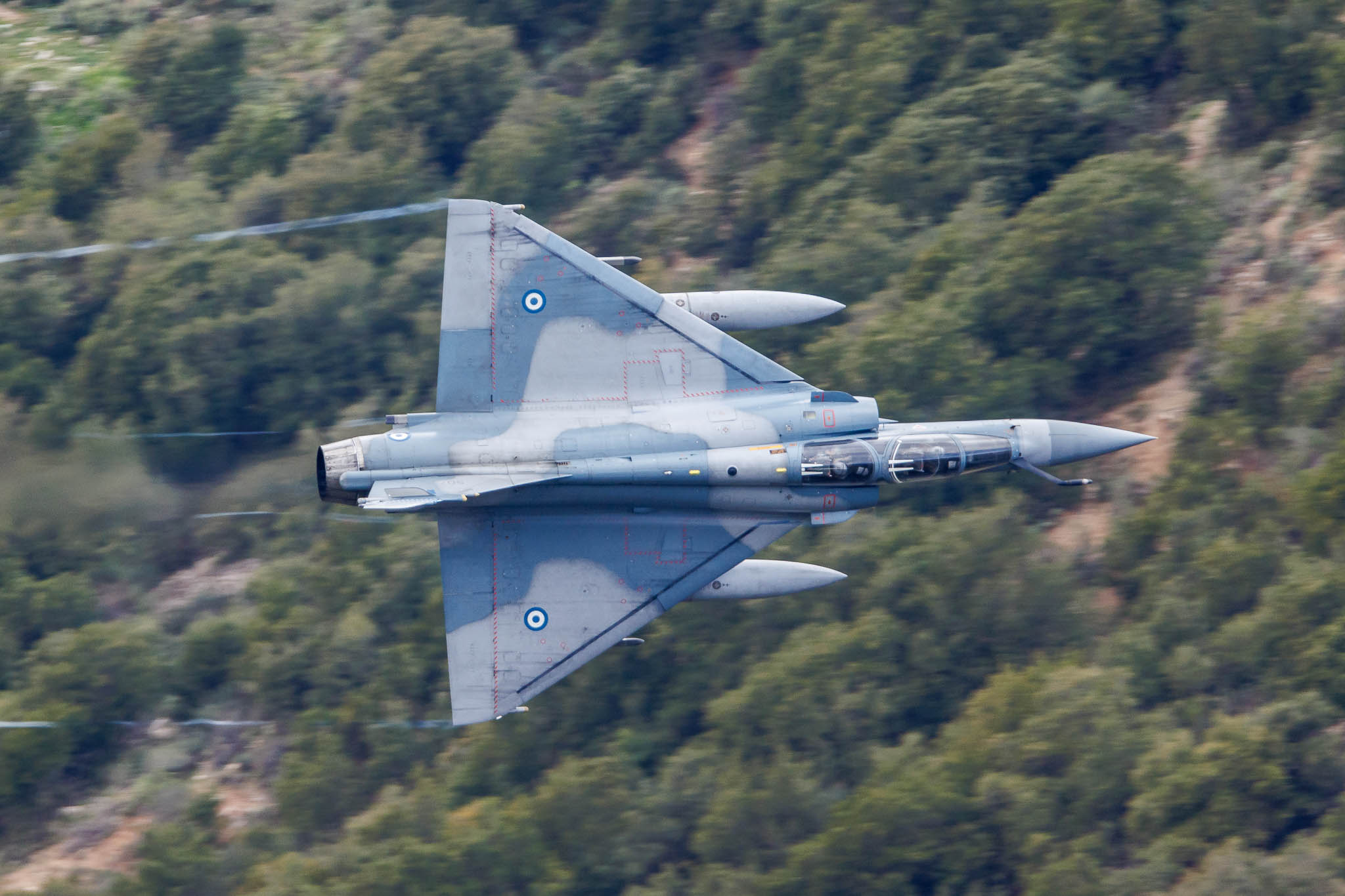 Aviation Photography low level flying