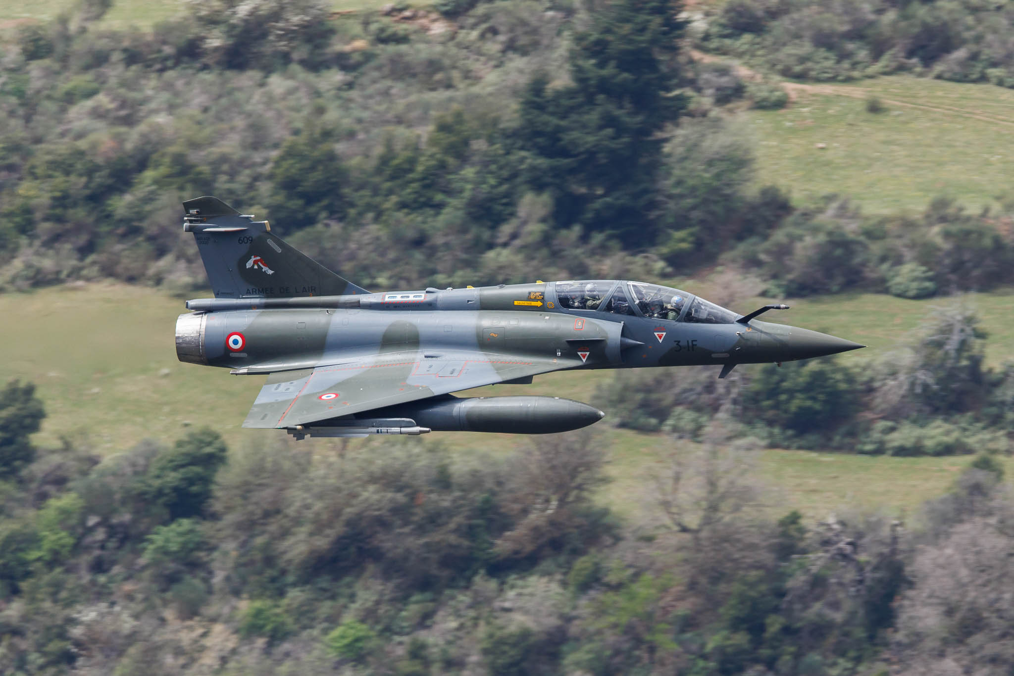 Aviation Photography low level flying