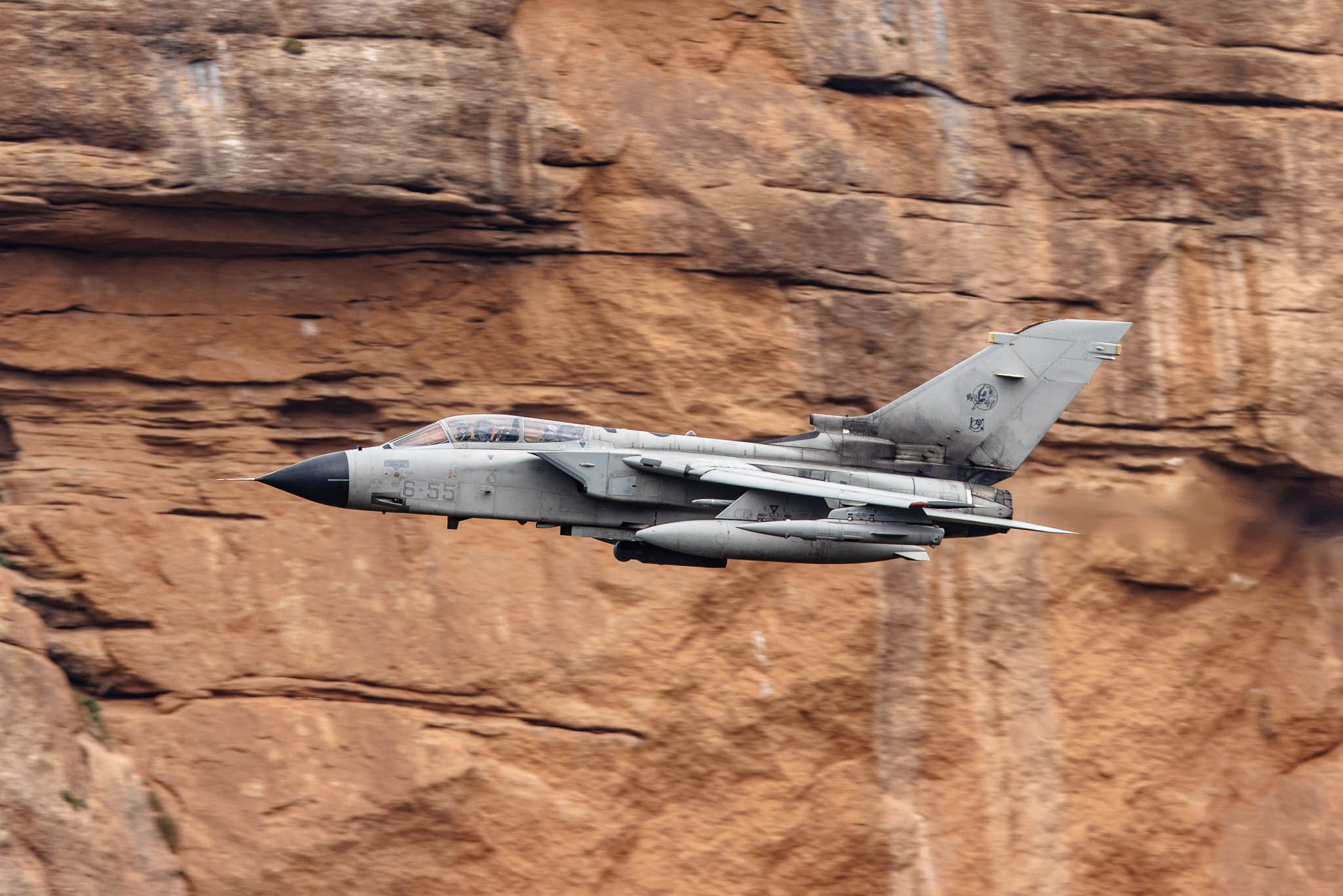 Aviation Photography low level flying