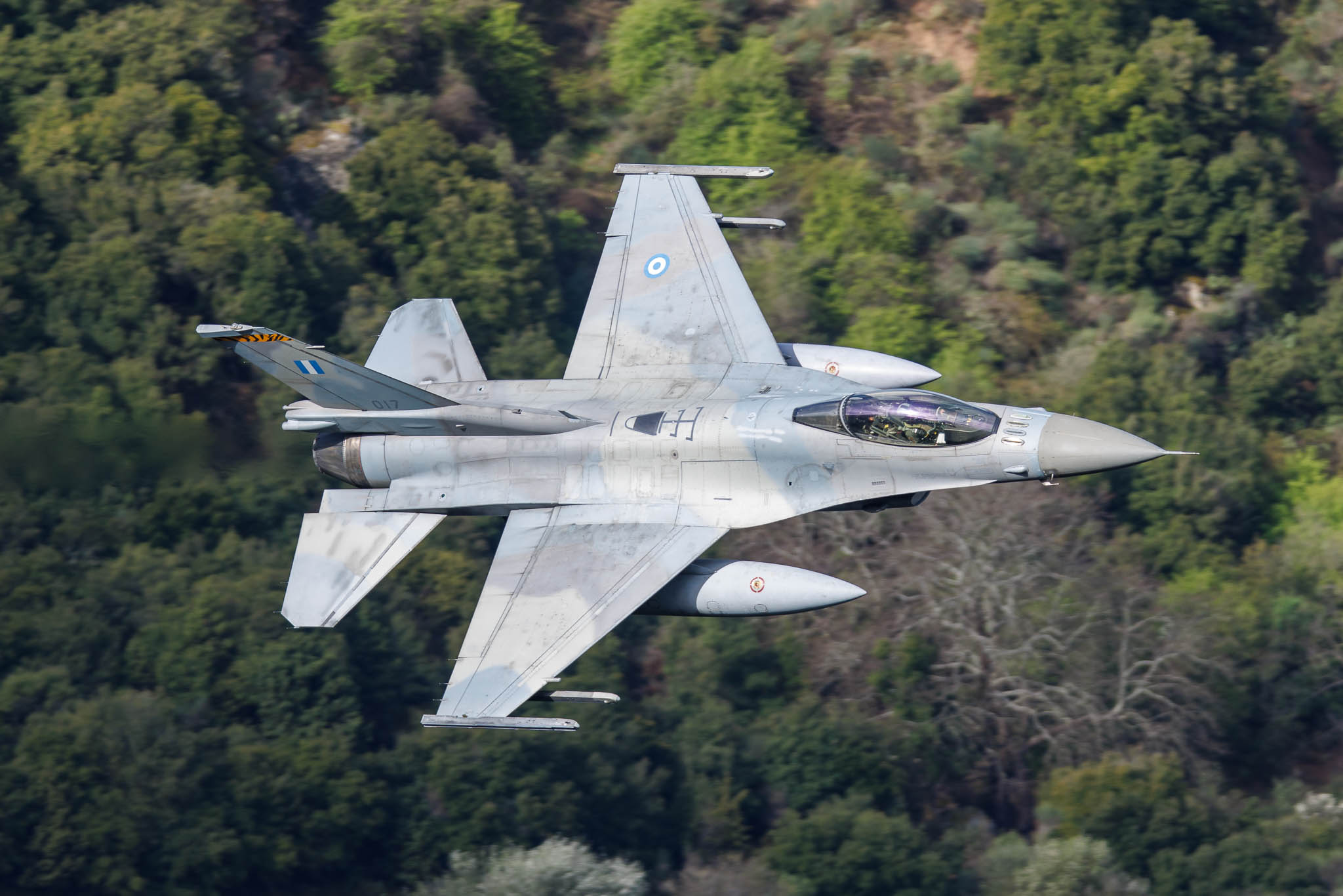 Aviation Photography low level flying