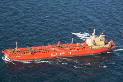 Aviation Photography low level flying