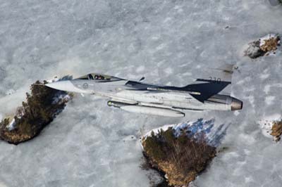 Aviation Photography low level flying