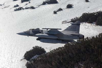 Aviation Photography low level flying