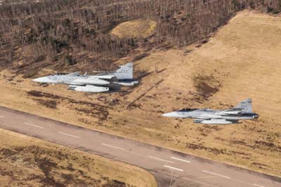 Aviation Photography low level flying