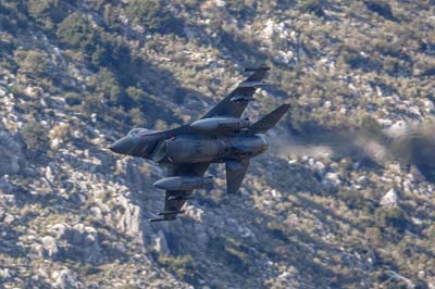 Aviation Photography low level flying