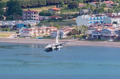 Aviation Photography low level flying