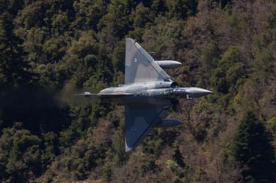 Aviation Photography low level flying