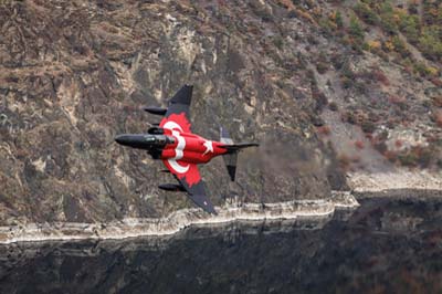 Aviation Photography low level flying