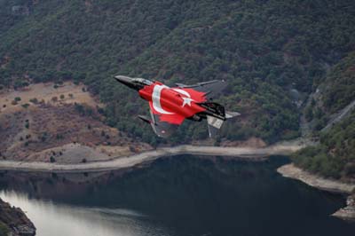 Aviation Photography low level flying