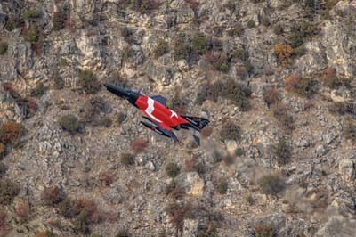 Aviation Photography low level flying