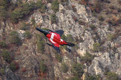 Aviation Photography low level flying