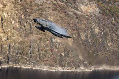 Aviation Photography low level flying