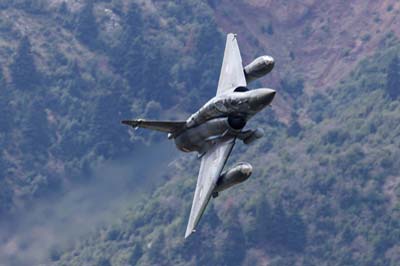 Aviation Photography low level flying