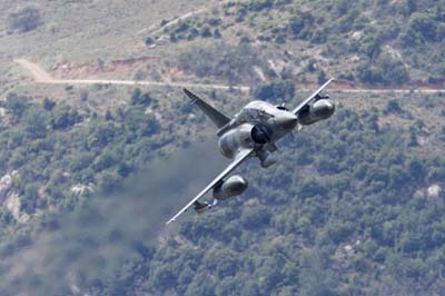 Aviation Photography low level flying
