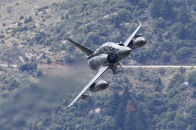 Aviation Photography low level flying