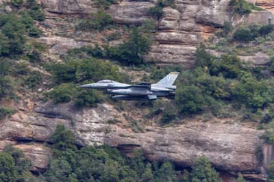 Aviation Photography low level flying