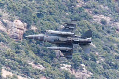 Aviation Photography low level flying