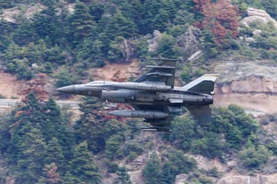 Aviation Photography low level flying