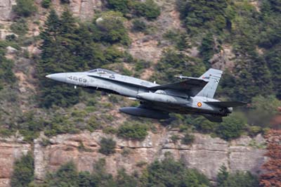 Aviation Photography low level flying