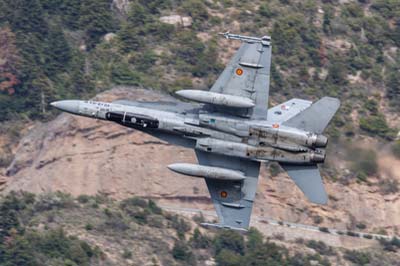 Aviation Photography low level flying