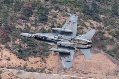 Aviation Photography low level flying