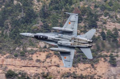 Aviation Photography low level flying
