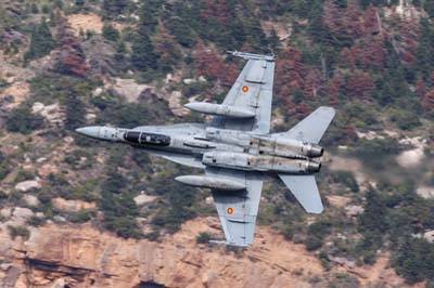 Aviation Photography low level flying