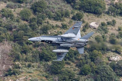 Aviation Photography low level flying