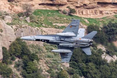 Aviation Photography low level flying