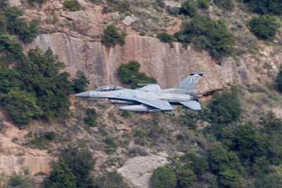 Aviation Photography low level flying