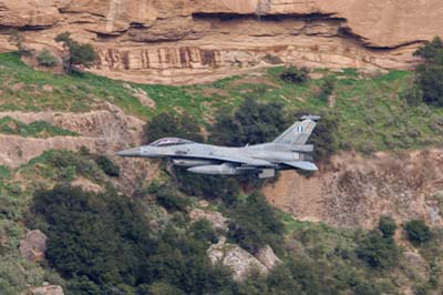 Aviation Photography low level flying
