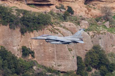 Aviation Photography low level flying