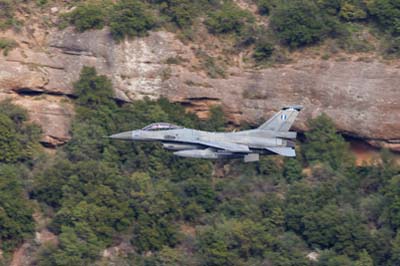 Aviation Photography low level flying