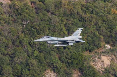 Aviation Photography low level flying