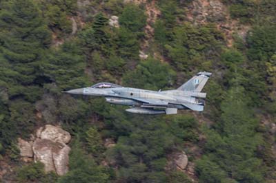 Aviation Photography low level flying