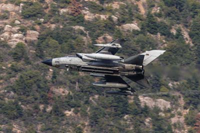 Aviation Photography low level flying
