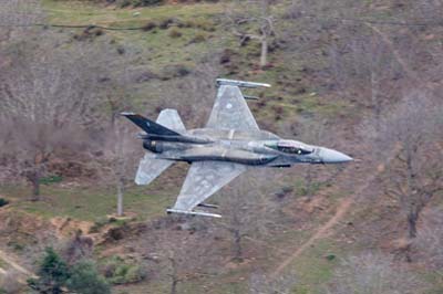 Aviation Photography low level flying