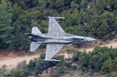 Aviation Photography low level flying