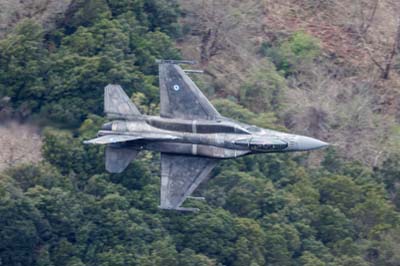 Aviation Photography low level flying