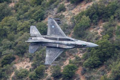 Aviation Photography low level flying