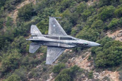 Aviation Photography low level flying