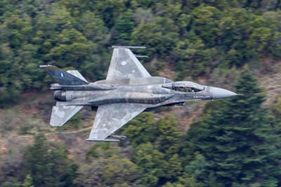 Aviation Photography low level flying