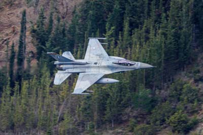 Aviation Photography low level flying