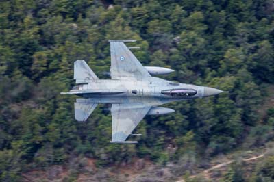 Aviation Photography low level flying
