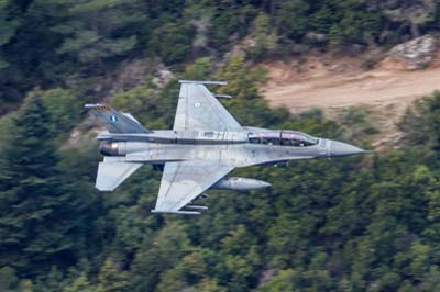 Aviation Photography low level flying