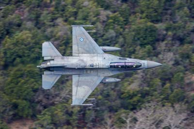 Aviation Photography low level flying