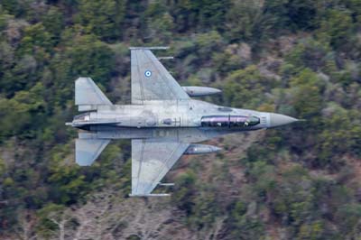 Aviation Photography low level flying